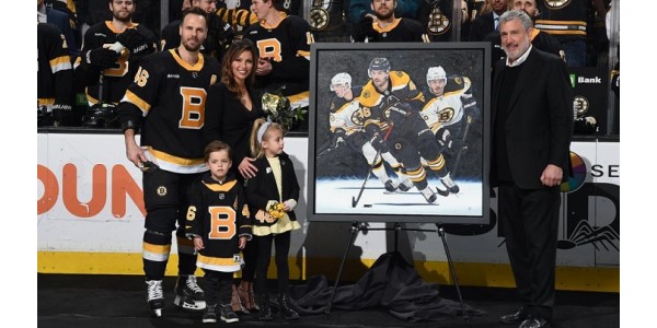 Les Bruins de Boston ont une cérémonie de reconnaissance spéciale pour David Krejčí
